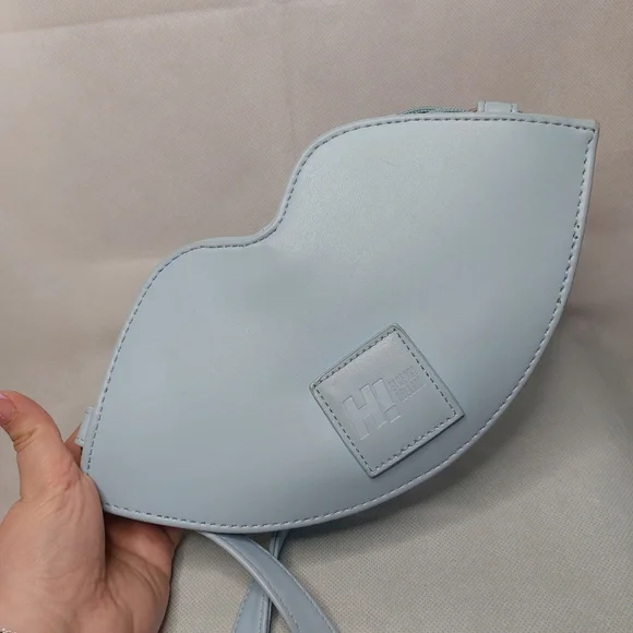 H! By Henry Holland 💋 Lips Crossbody Bag - Picture 6 of 7